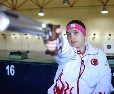 Son dakika... Ayşegül Pehlivanlar gümüş madalya kazandı