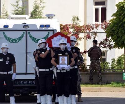 Evinde bıçakla yaralanan Özel Harekat polisi, hastanede hayatını kaybetti