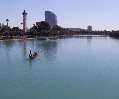 Yosunlardan temizlenen Seyhan Nehri, eski güzelliğine kavuştu