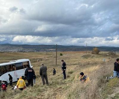 Polis servisi devrildi: 12 yaralı