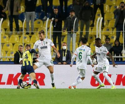Fenerbahçe sahasında Alanyaspora yenildi