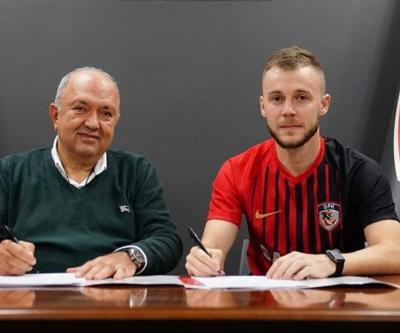Alexandru Maximden 3 yıllık imza