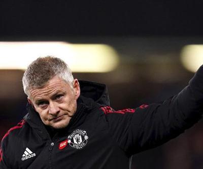 Son dakika... Manchester United Solskjaerle yollarını ayırdı