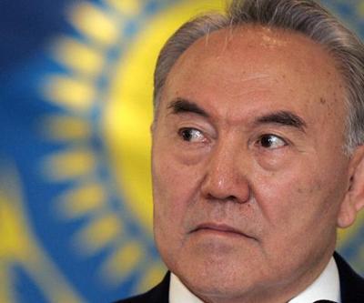 Kazakistan’da Nursultan Nazarbayev’in siyasi yetkileri iptal edildi
