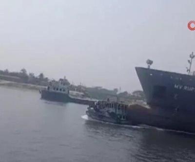 Bangladeşte yük gemisi tekneye çarptı: 5 ölü