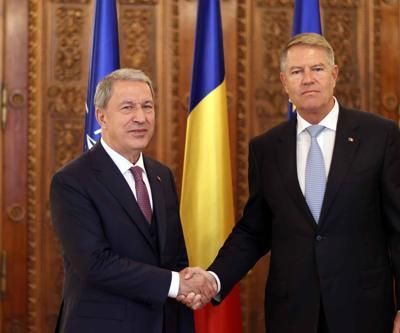 Bakan Akar, Romanya Cumhurbaşkanı Iohannis ile görüştü