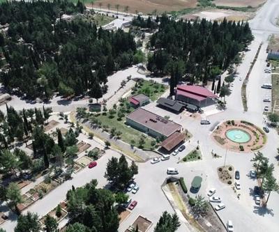 Adanada mezarlık tartışması: Yeşil alanlar satılarak defin yapıldı iddiası