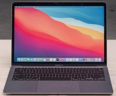 2023’te de 15 inçlik bir MacBook Air modeli çıkaracak