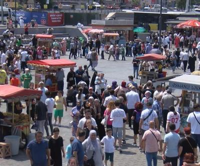 Eminönünde bayram yoğunluğu