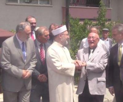 Diyanet İşleri Başkanı o cemevinde