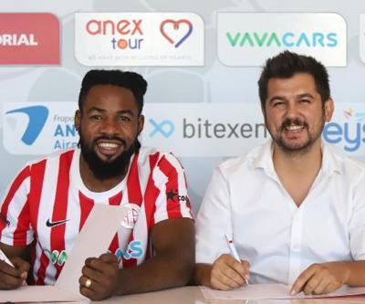 Christian Luyindama Antalyaspora imza attı