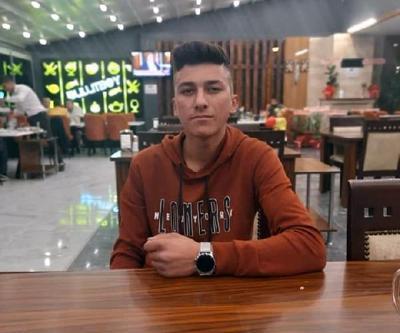 Kamyonet ile motosiklet çarpıştı: 1 ölü