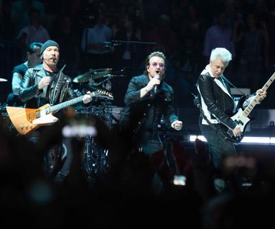 U2nun solisti Bono, ölüm tehditleri aldığını açıkladı: Beni gitaristim kurtardı