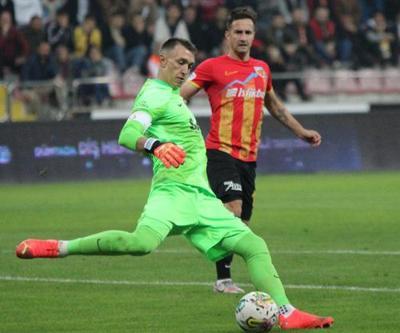 Galatasaraydan kaleci sürprizi İşte gündemdeki isim