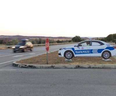 Maket polis aracını gerçek sanıp, kaçınca uyuşturucuyla yakalanan 3 kişiye dava