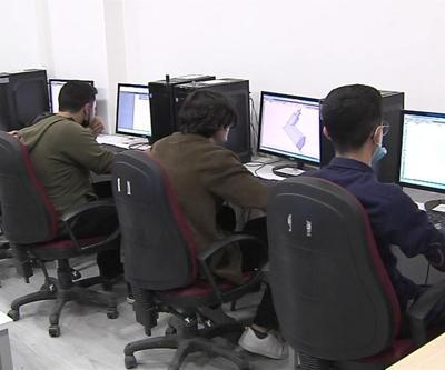 Öğrencilere akademik beceri eğitimi