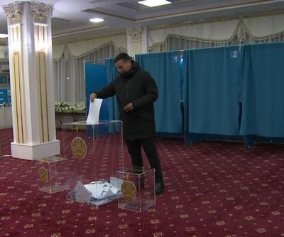 Kazakistan sandık başında