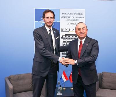Dışişleri Bakanı Çavuşoğlu, Hollandalı mevkidaşı Hoekstra ile görüştü