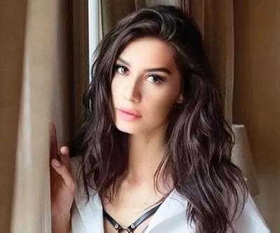 Burcu Kıratlı elbisesiyle geceye damga vurdu