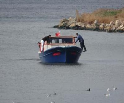 Balıkçıların Sarıçaydaki ölü yosun sorunu