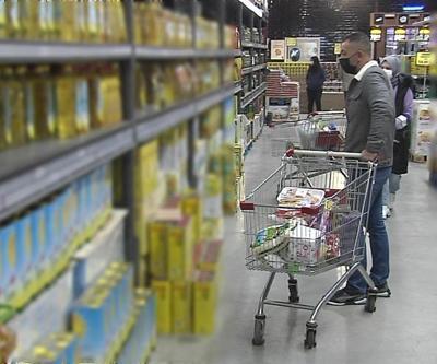 Bir zincir market daha fiyat sabitledi