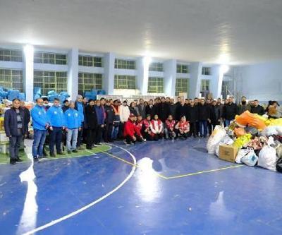 Mut ve Silifkeden deprem bölgesine yardım malzemesi gönerildi
