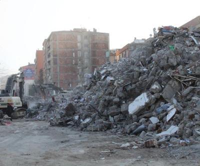 Dünya basınında Kahramanmaraş depremleri: 100 arkadaşını kaybetti Şimdi İngiltereden yardım getiriyor