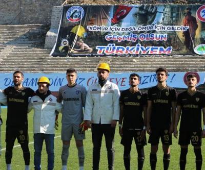 Zonguldak Kömürspor ile Karabük İdman Yurdu depremzedeler için sahaya çıktı