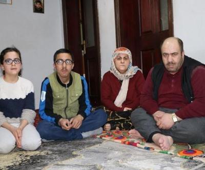 17 yıldır engelli oğluna ve eşine bakıyor