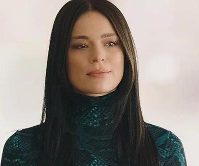 Ego dizisi Esin kimdir Şafak Pekdemir kaç yaşında Şafak Pekdemirin cinsiyetini sesinden dolayı erkek sanıyorlarmış