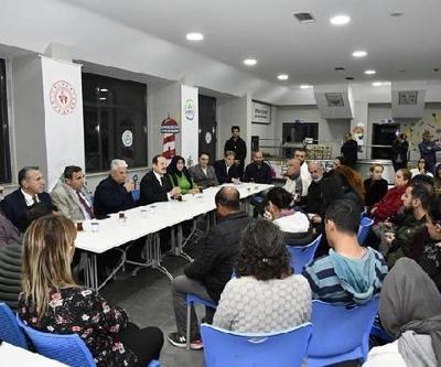 Vali Pehlivan, afetzedelerle bir araya geldi