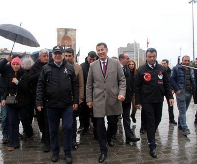 Ata İttifakı Cumhurbaşkanı Adayı Sinan Oğan İstiklal Caddesinde vatandaşlarla buluştu