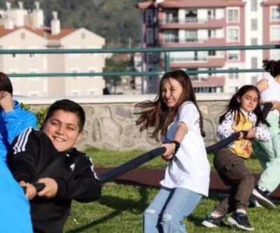 Bayraklıda 23 Nisan şenlikleri başladı