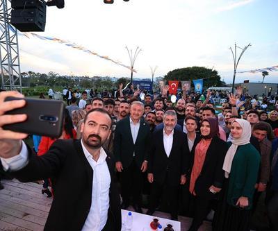 Bakan Nebati, Mersin gençlerle buluştu