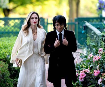 Angelina Jolie ve oğlu Maddox Beyaz Sarayda