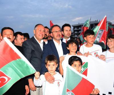 Bakan Kasapoğlundan Karşıyakaya tesis müjdesi
