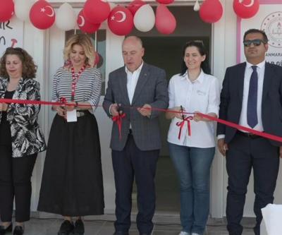 Gülben Ergenden depremzedelere okul