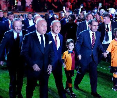 Dursun Özbekten Fenerbahçe ve Beşiktaşa gönderme