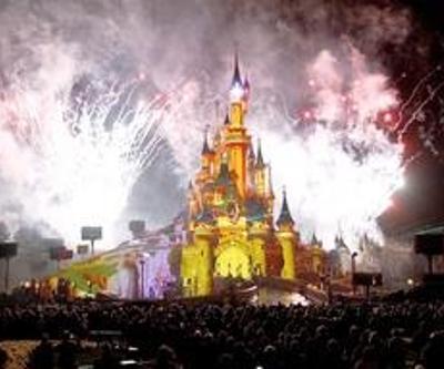DIsney’den 24 gün süren özel tur