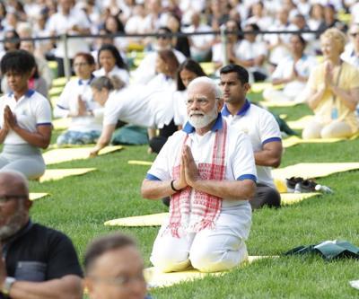 Hindistan Başbakanı Modi, New Yorkta toplu yoga etkinliğine katıldı