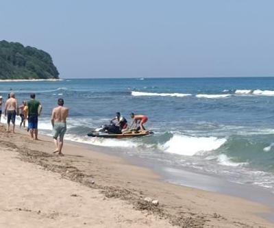 Denizde kayboldu cankurtaranlar buldu; jet ski ile karaya çıkarıldı, hastanede öldü