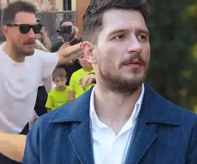 Uraz Kaygılaroğlu, arkadaşının gelin alma merasiminde göbek attı