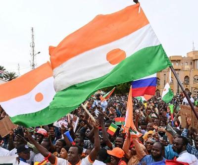 Afrika Birliği, Nijerin üyeliğini askıya aldı