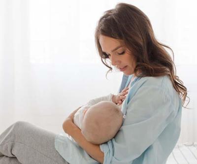 Anne sütü emen bebeğin çene kasları daha kuvvetli oluyor