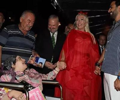 Seda Sayandan engelli hayranını duygulandıran jest