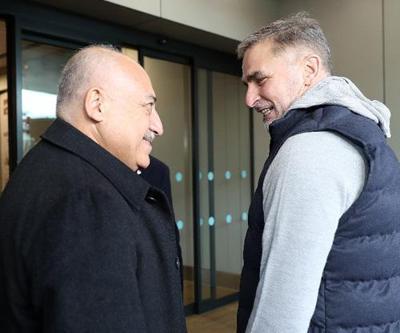 Mehmet Büyükekşi: Kuntz kendi bacağına ateş etti