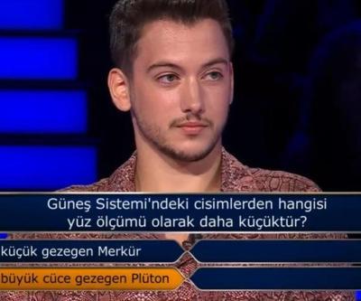 Güneş sistemindeki cisimlerden hangisi yüz ölçümü olarak daha küçüktür Cüce gezegen nedir