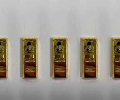 Çakmakları külçe altın diye sattı