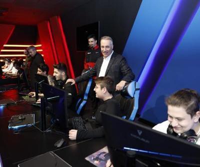 Sultangazi Belediye Başkanı Dursun: E-sporda da çocuklarımızı yalnız bırakmıyoruz