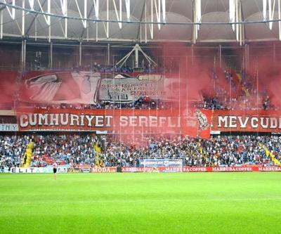 Adanada 19.23te oyun durdu 100. yıla özel muhteşem koreografi
